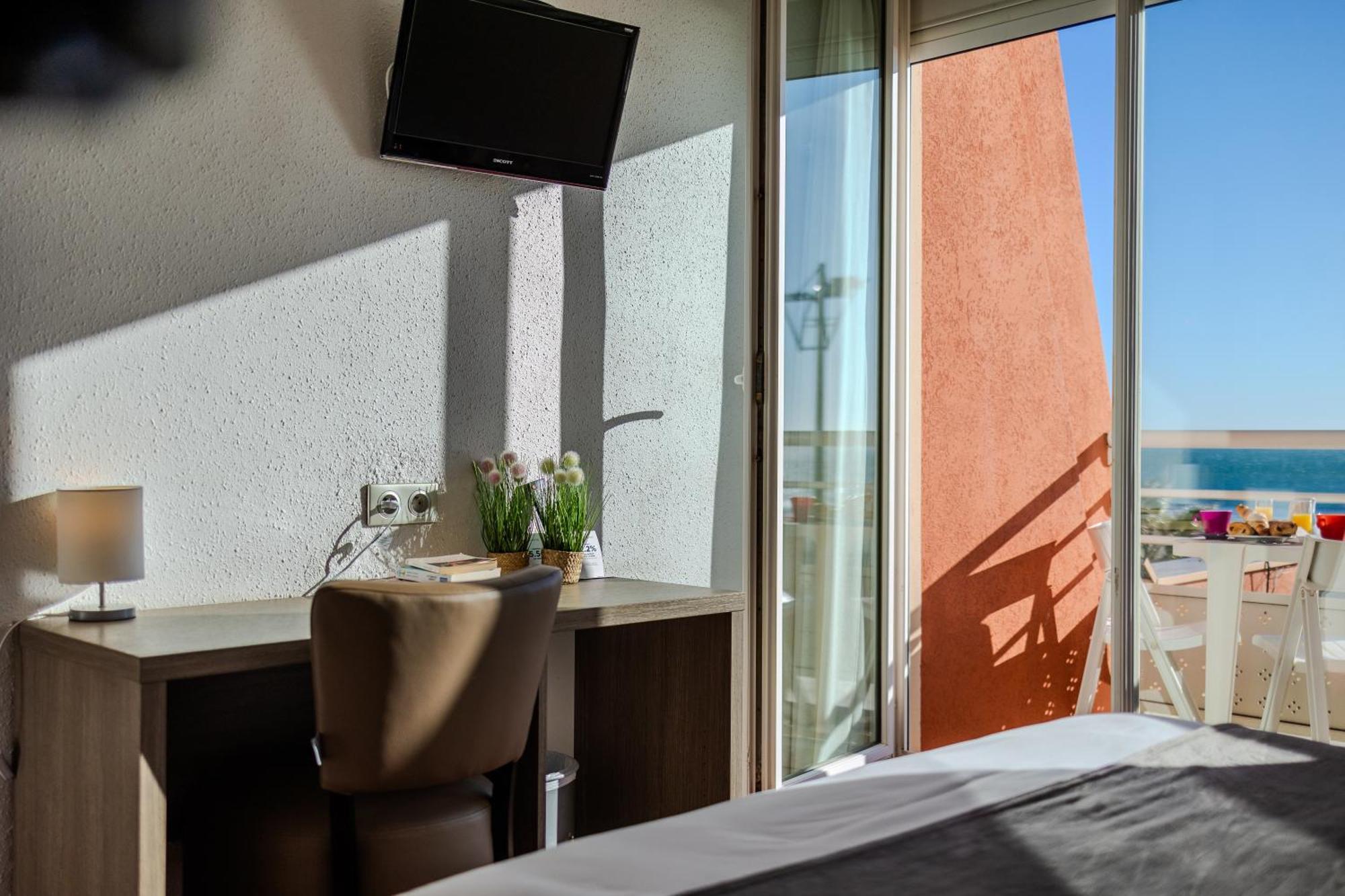 Logis Hotel & Restaurant Mediterranee Пор-ла-Нувель Екстер'єр фото